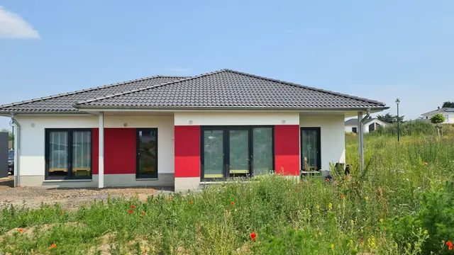 Winkelbungalow in Stadtteil von Gera Winkelbungalow bei Pößneck